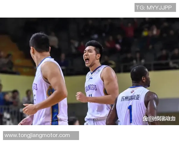CBA精彩对决广东队挑战江苏优酷队全场精彩瞬间回顾与分析